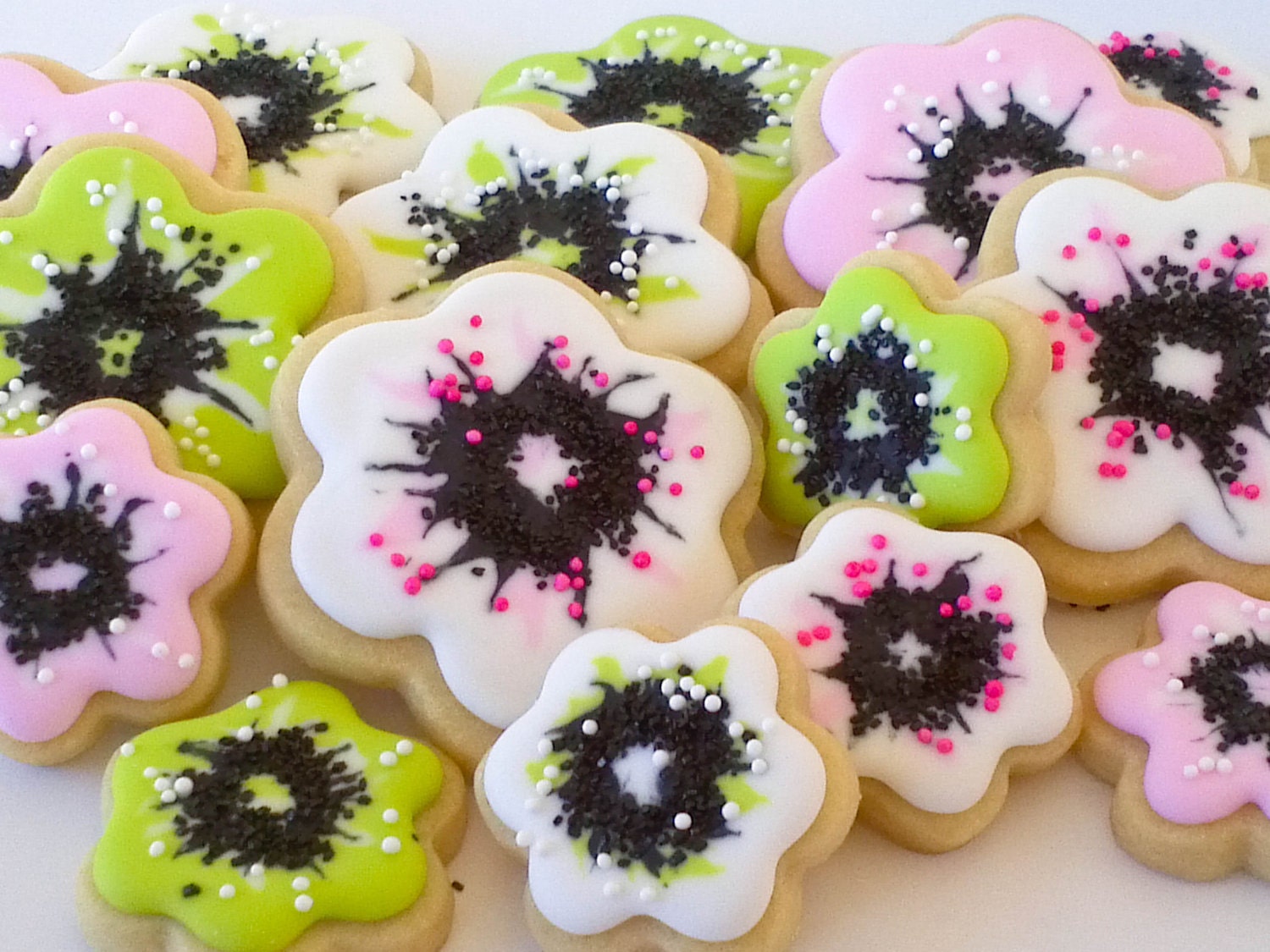 Poppy Flower Sugar Cookies- 2 Dozen Il_170x135