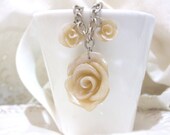 Rose necklace