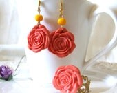 Salmon pink roses dangle earrings and ring set