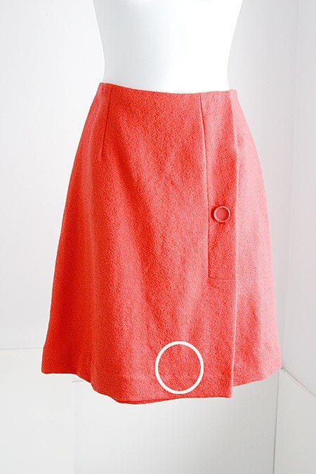 60's Amazing Coral Wool Crepe Suit -Perfect for Easter Sunday  -size 5 - 6
