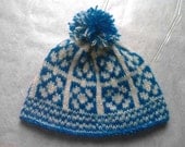 Pom Pom Flower Snow Beanie