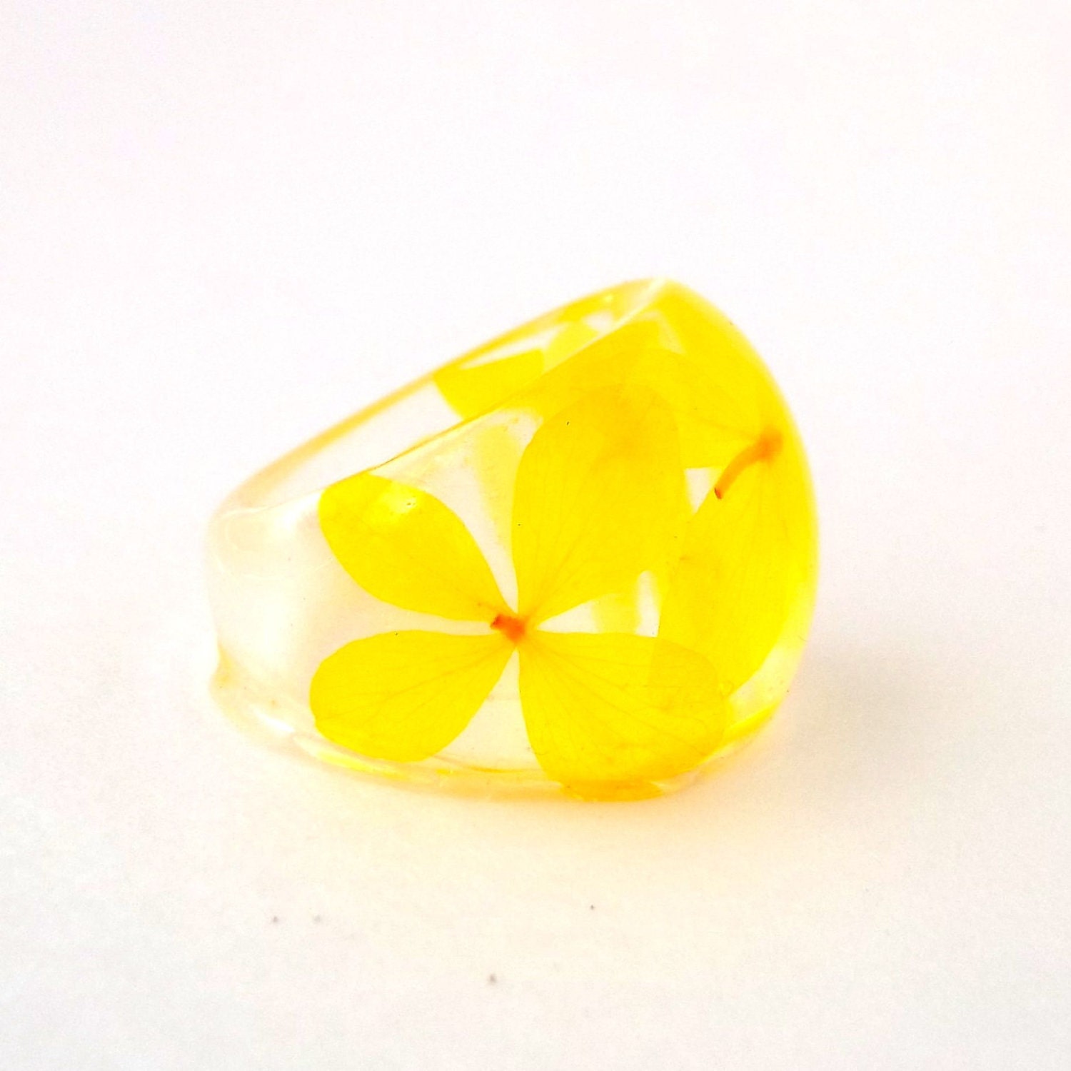 Yellow Hydrangea Resin Ring. Hydrangea Resin Cocktail Ring.  Pressed Flower Ring.  Handmade Jewelry with Real Flowers - Hydrangeas