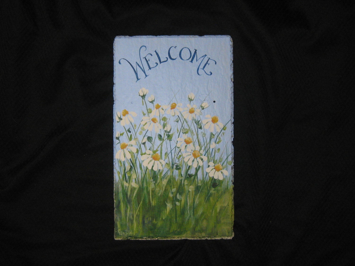Hand painted Slate Plaque with Daisies