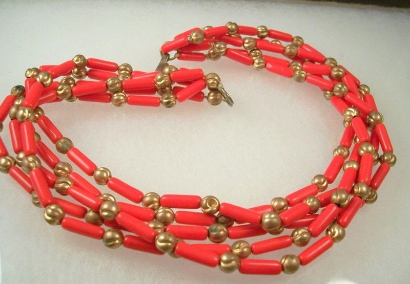 Cij 15% off SALE Lovely Genuine Italian CORAL Multi Strand Vintage Necklace