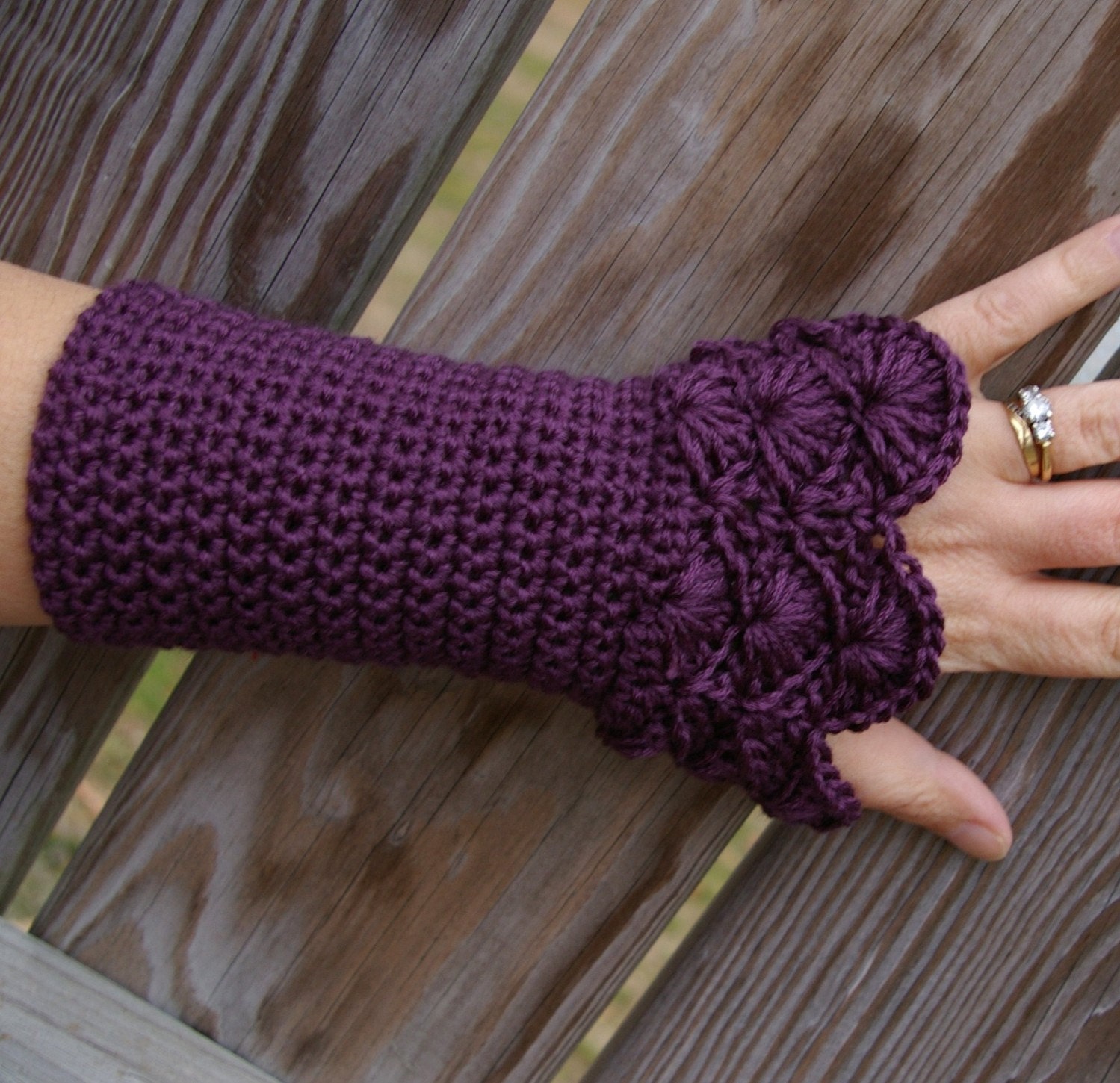 Arm warmers Fingerless Gloves in Phlox Purple Crochet Peacock Pattern