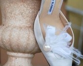 Stylish Shoe Clips White / Ivory / Black Loops & Pearl by Sofisticata. Bride Bridal Bridesmaid Party, Spring Holidays Shoe Lover Gift