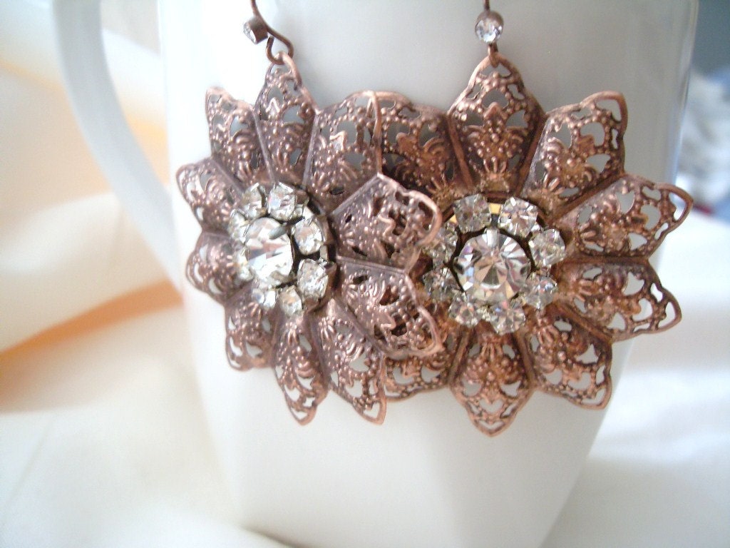 Antiqued Copper Filigree Flower Earrings with Rhinestones, Rustic Vintage style Wedding, Bridal earrings, Bridesmaid earrings holiday gift
