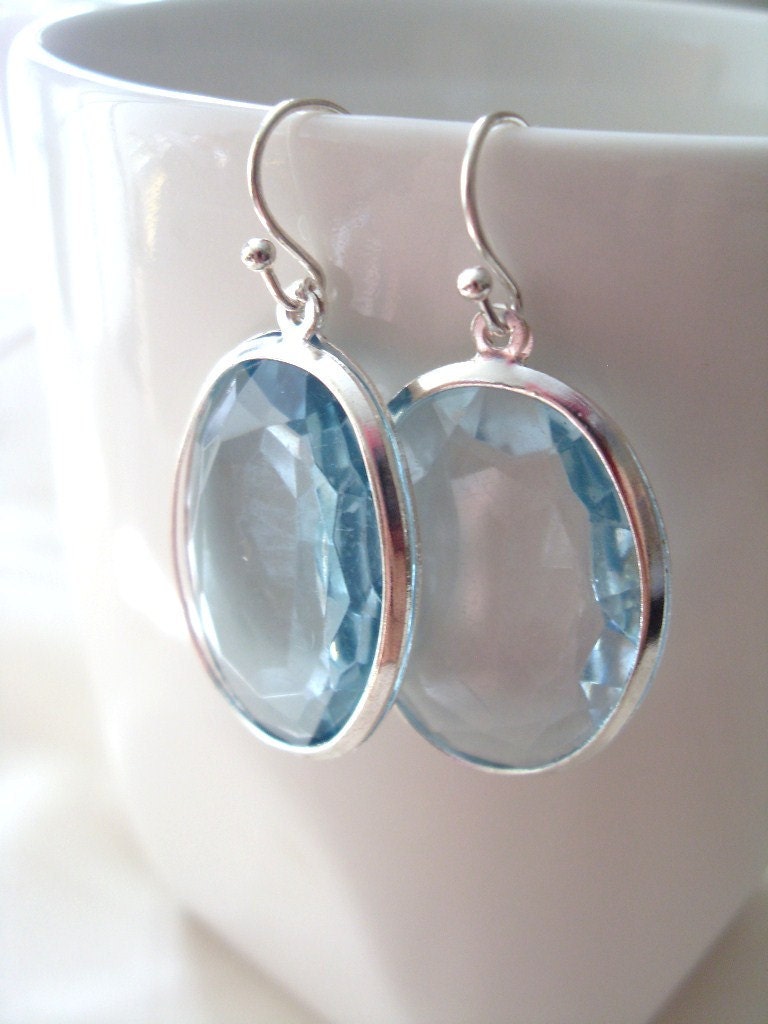 Aqua Earrings, Bridesmaids earrings gift, Wedding party, Oval, water, light weight earrings, something blue, Mother's day gift