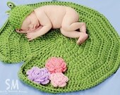 SET Lily Pad Shaped Blanket Mat & Frog Prince/Princess Hat Set Newborn Baby Photo Prop Unisex Boy Girl