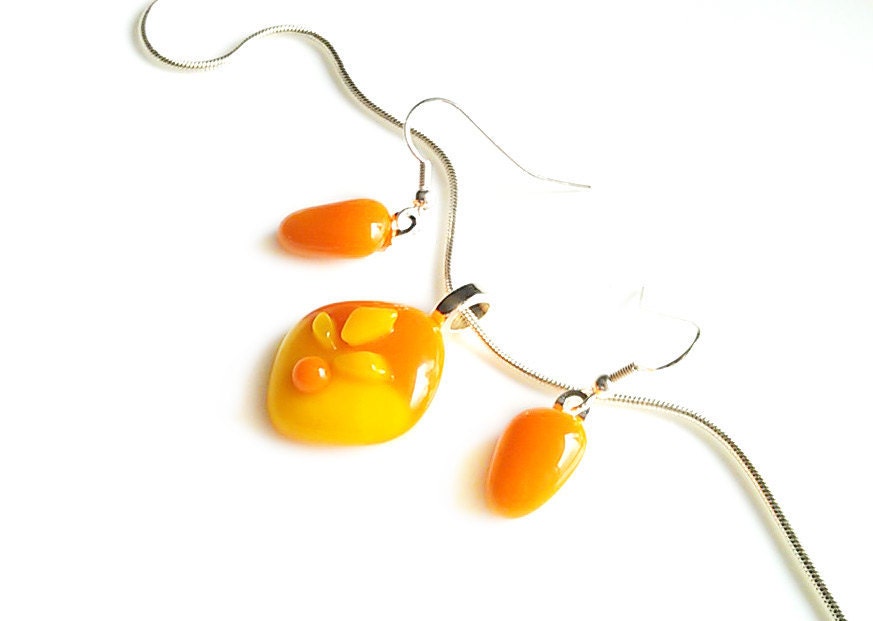 Bright Yellow and Orange Necklace and Earrings Set, Tropical, Floral, Spring, Summer