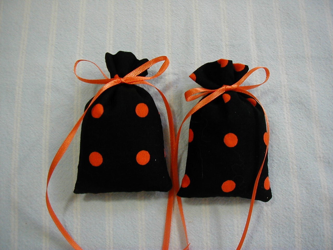 Black Halloween Sachet-'Harvest Spice' Scent- Orange Dots-Halloween Print Sachet-Cotton Fabric Herbal Sachet-Orange Ribbon-Cindy's Loft