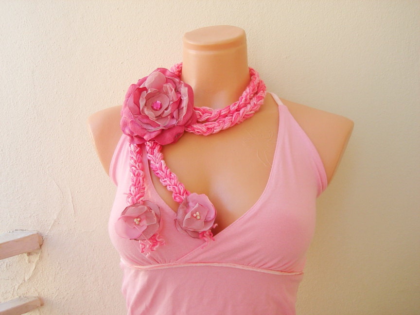 Crochet lariat necklace, floral skinny scarf