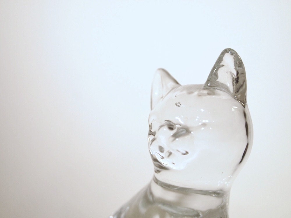 vintage Clear Glass Kitty Cat Figurine, Paper Weight, Transparent Bubbles