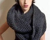 SALE --The New Yorker Circle Scarf in Grey