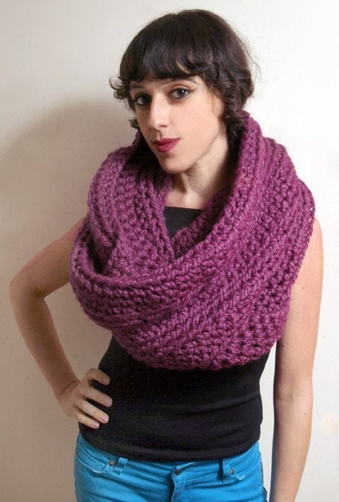 The New Yorker Circle Scarf in Fig Purple