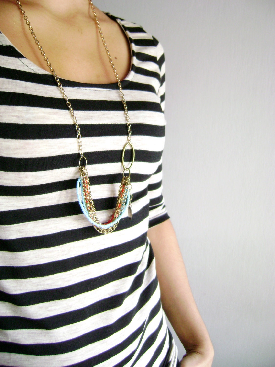 Wiggly - boho chic Red turquoise golden antique bronze style long necklace - DivinaLocura