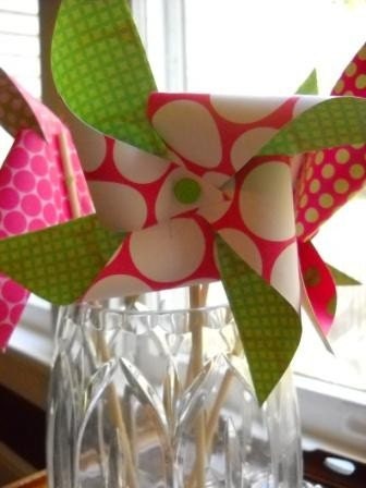 Paper Pinwheels - Pink and Green. Listing is for 5 pinwheels. Il_170x135