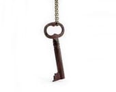 Skeleton Key Necklace in Antique Brass Chain