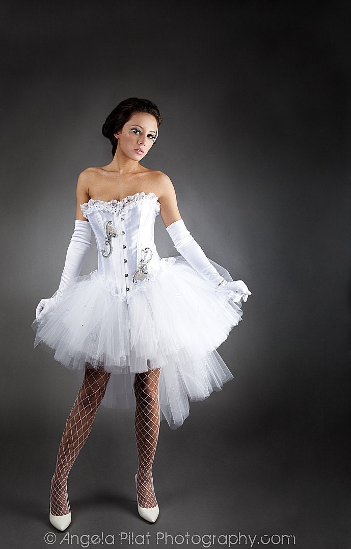 Custom size White tulle Burlesque Corset Prom dress with tulle shawl