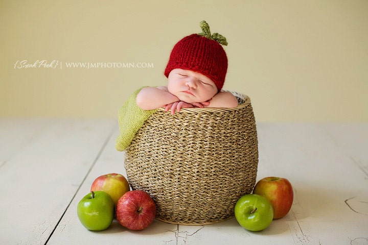 Apple of My Eye Baby Hat - Newborn Photography Prop
