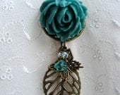Romantic turquoise flower necklace - Antique bronze - Botanical Jewelry - Leaf - Butterfly