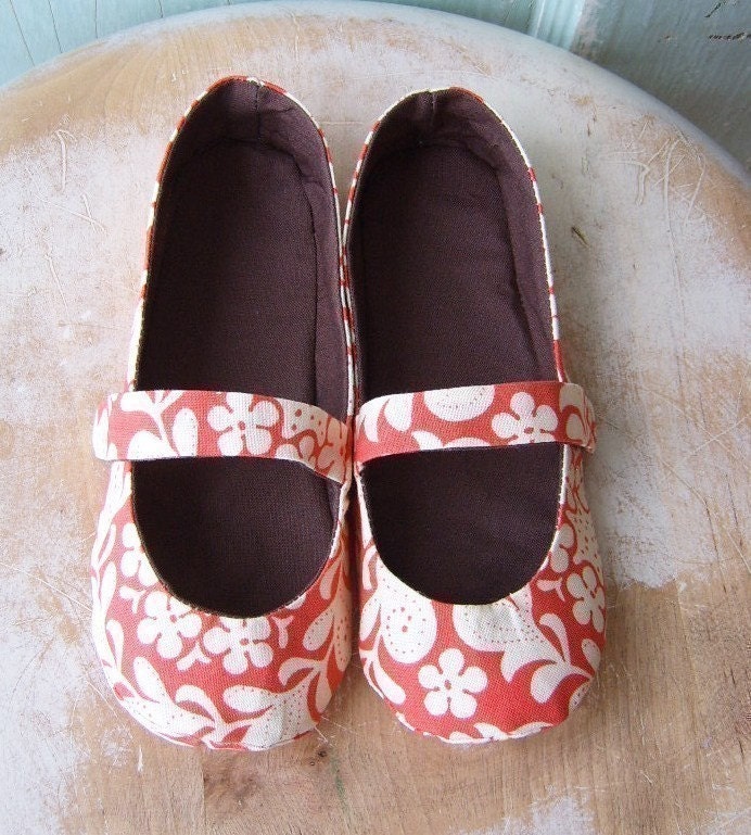 Shoe Pattern - PDF - Mary Jane flats - child size 8 to 12