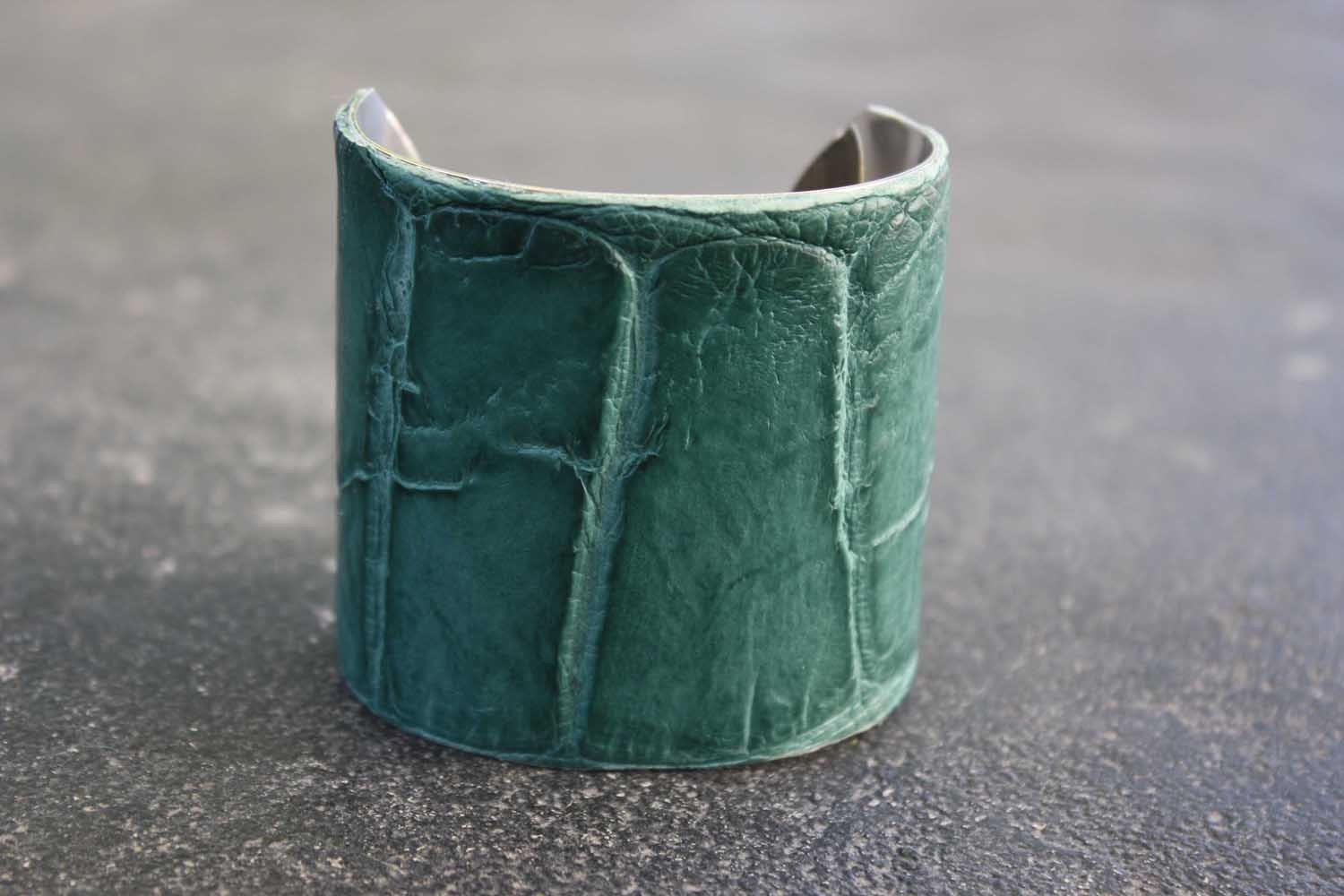 Leather Cuff Bracelet - Green Alligator Large Cuff
