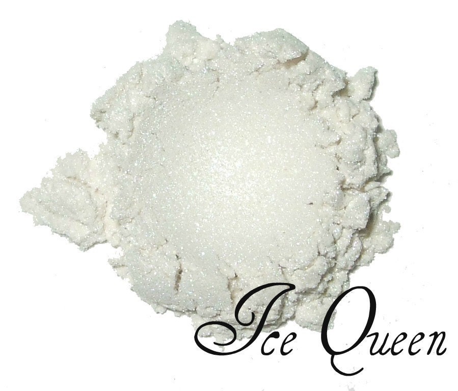 NATURAL BEAUTY - Vegan Mineral Makeup - EyeShadow & EyeLiner