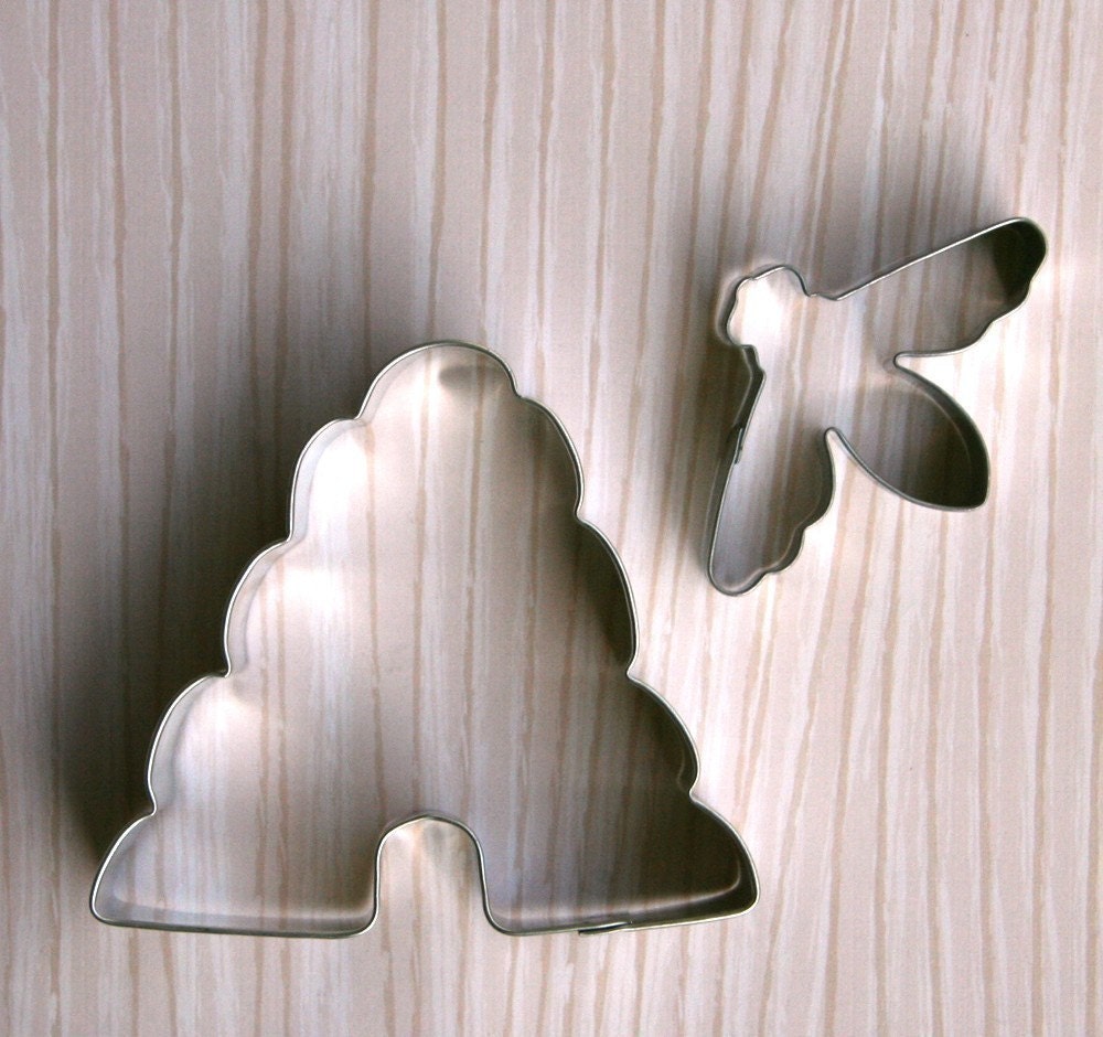 Bee and Bee Hive Cookie Cutter Set