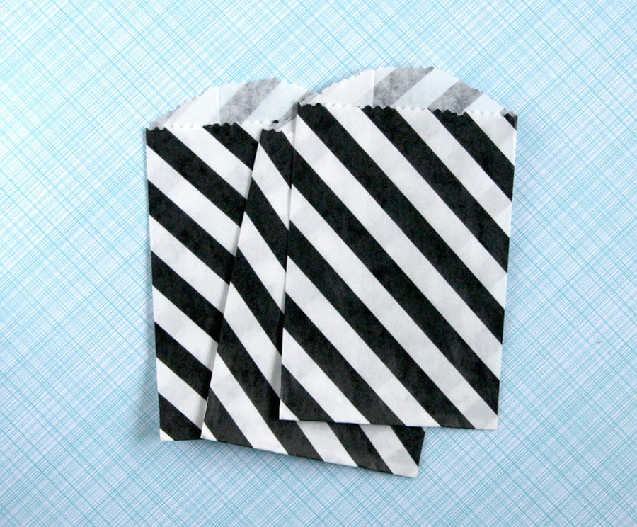 Little Black Stripe Paper Bags (20) Il_570xn