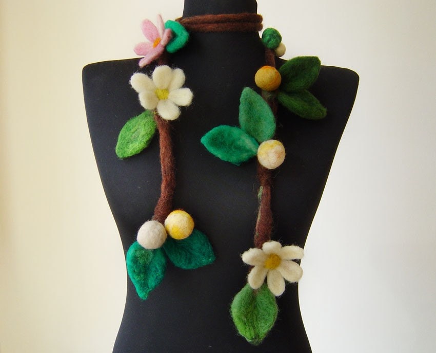 felt necklace, felt fiber flowers and leaves eco friendly felted lariat, statement necklace