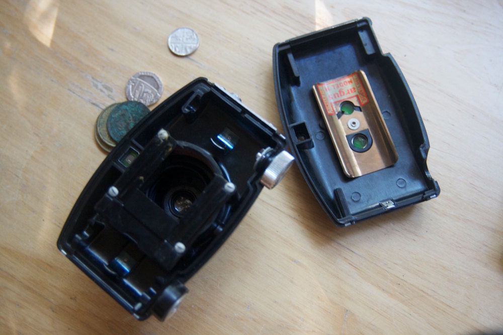 Working Camera, Argus Model M, Art Deco Camera
