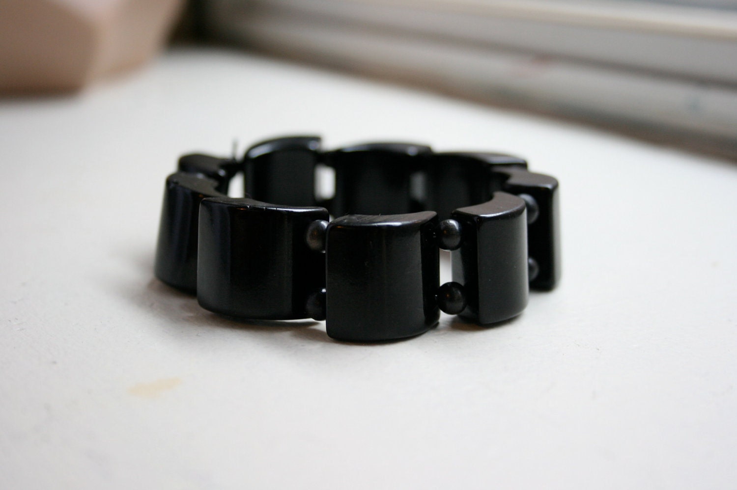 Vintage 1930s Black Bakelite & Beads Bracelet