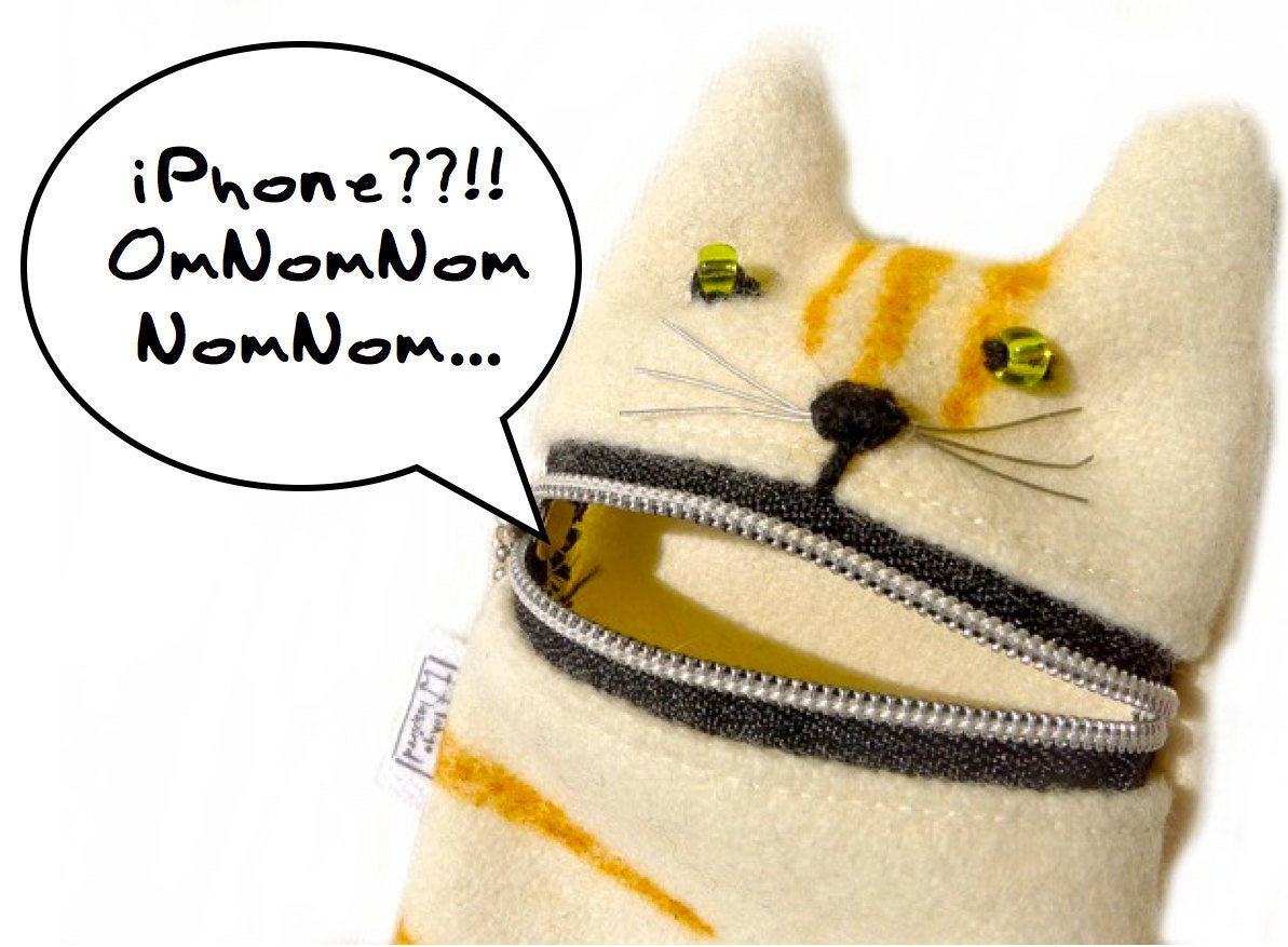 iPhone case or camera case: cute iPhone / gadget case, handmade from white wool