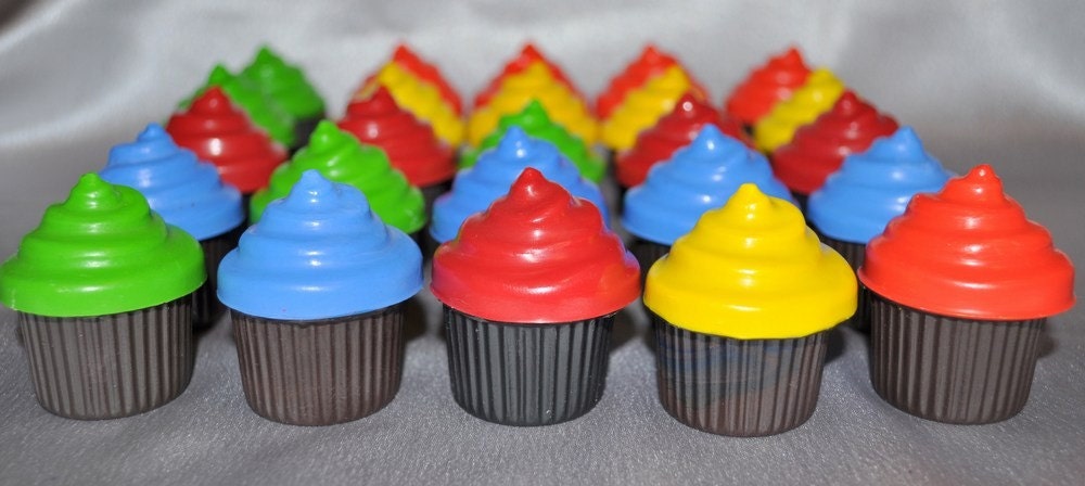 Recycled Crayons Cupcake Shaped - Total of 25 Cupcake Crayons Il_170x135