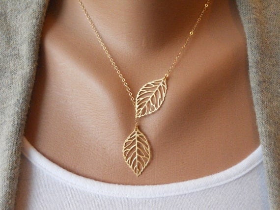Leaf Lariat in Gold