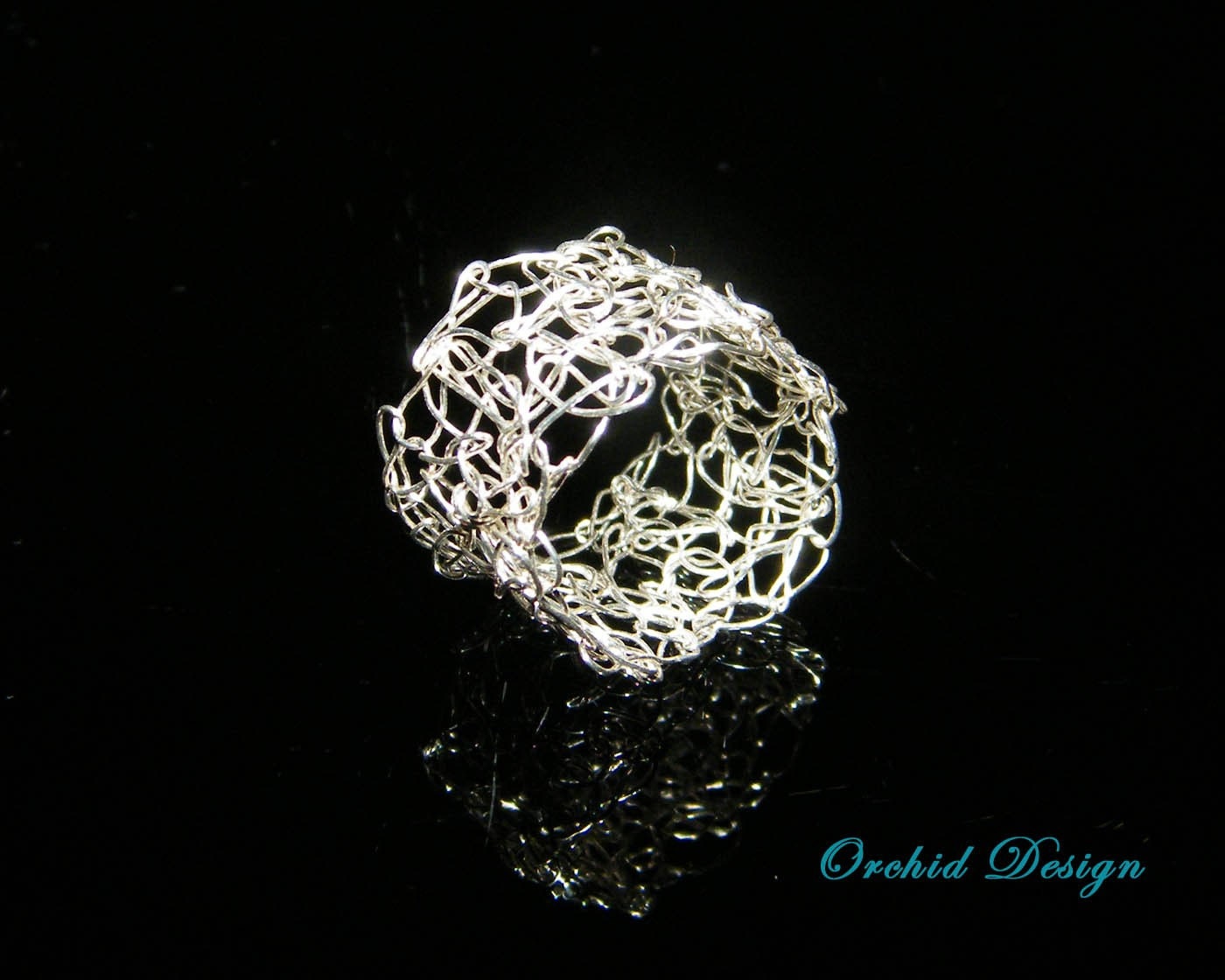 Handmade wire crochet ring, sterling silver band ring, custom size. Made to order.