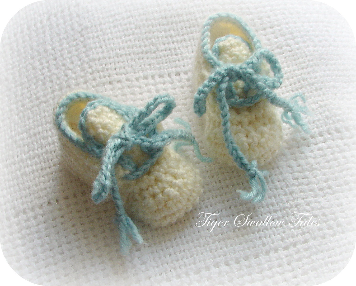 Hand-Crochet Wool Blend or Cotton Booties, Boys or Girls, 3 - 6 mos., White or Ivory, White, Ecru, Blue or Pink trim