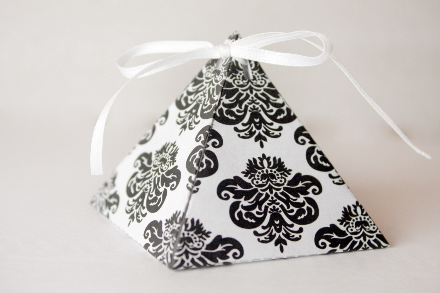 17 Colors Available Printable Modern Damask Pyramid Box