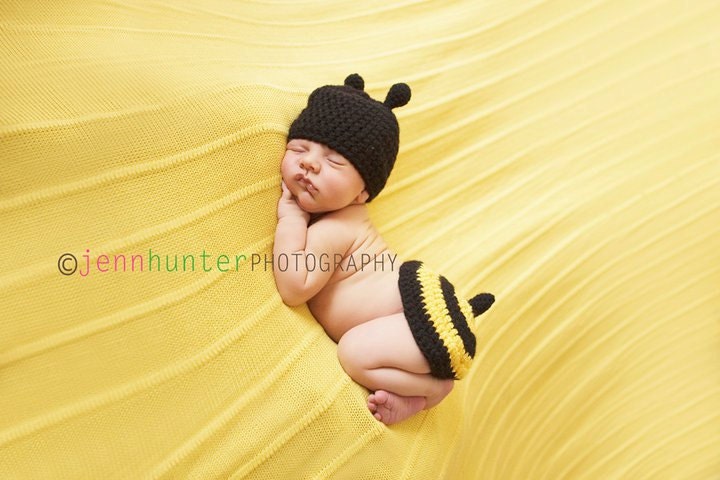 Honey Bee Hat and Tushy Topper Crochet Pattern PDF 71