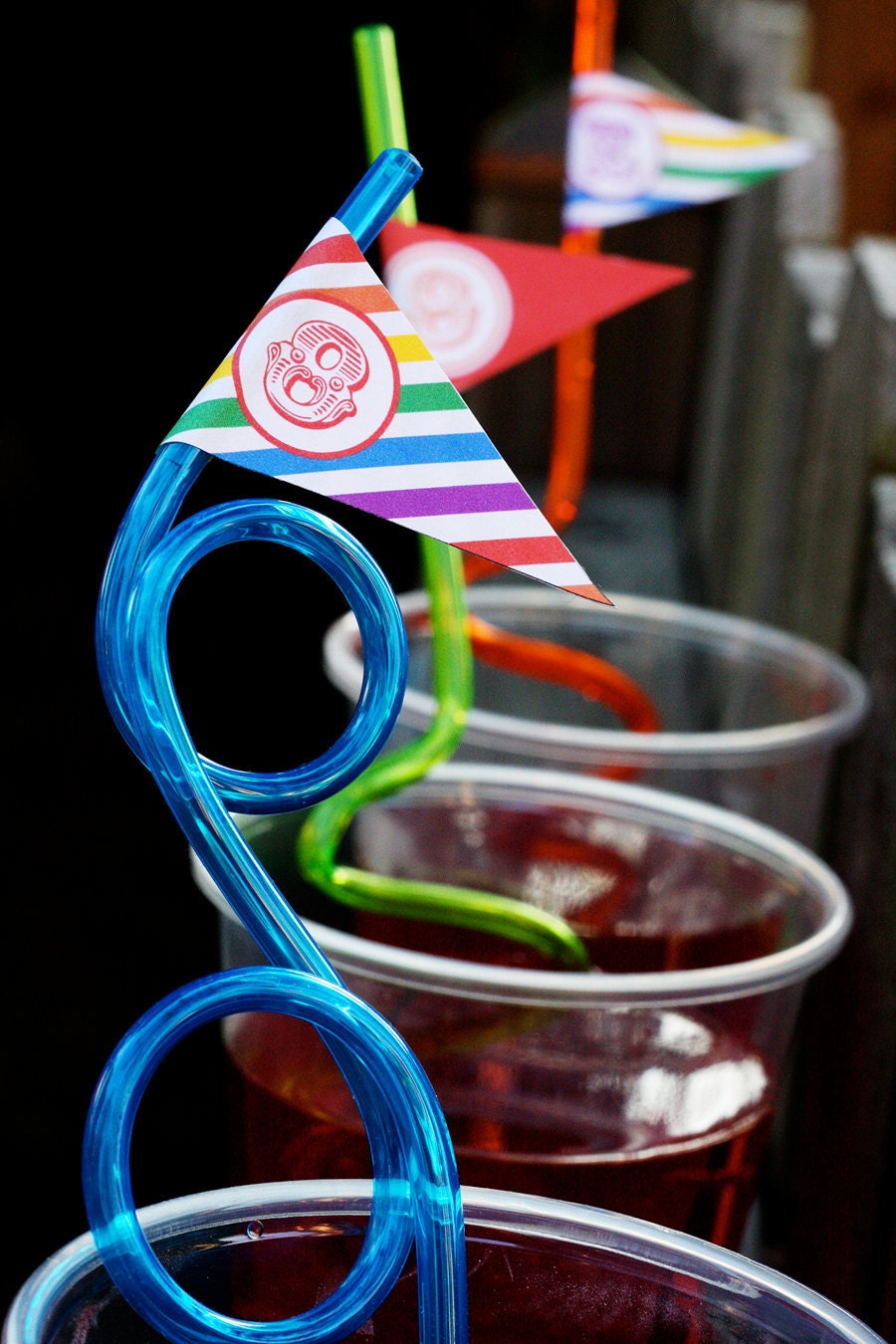 Rainbow party - Personalized DIY printable straw flags and napkin rings