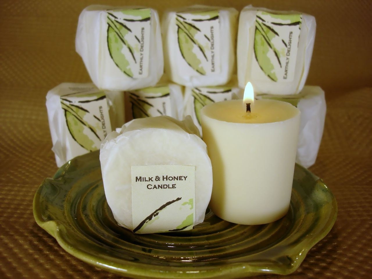 Oatmeal Milk & Honey Votive
