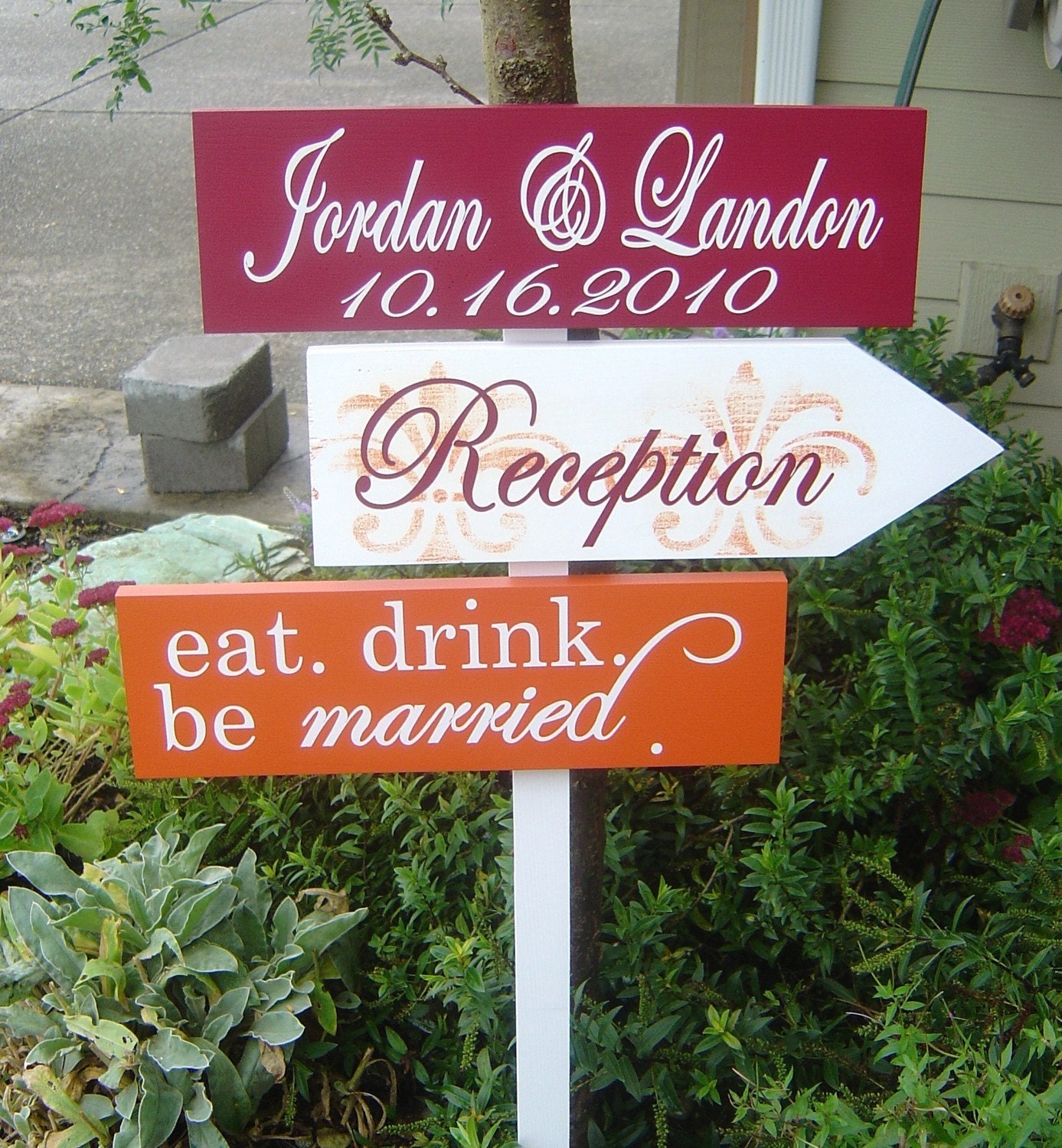 Personalized, Unique Wedding Directional Signs with Arrows. Made to Order for your Fall, Autumn or Thanksgiving Wedding.