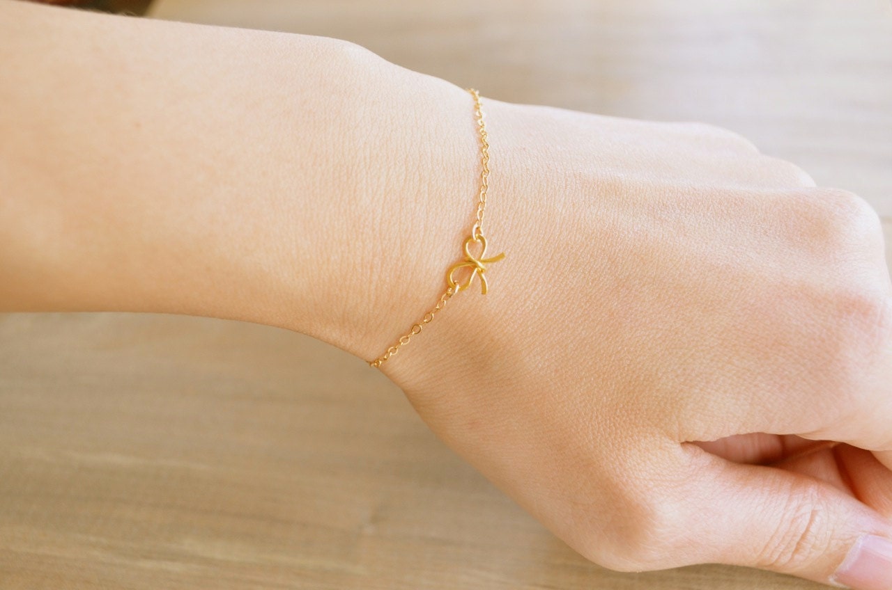 Bow Bracelet - Mini / Tiny 24K Gold Vermeil Bow - Wedding, Bride, Bridal, Bridesmaid Gift, Bridal order - Tie the knot