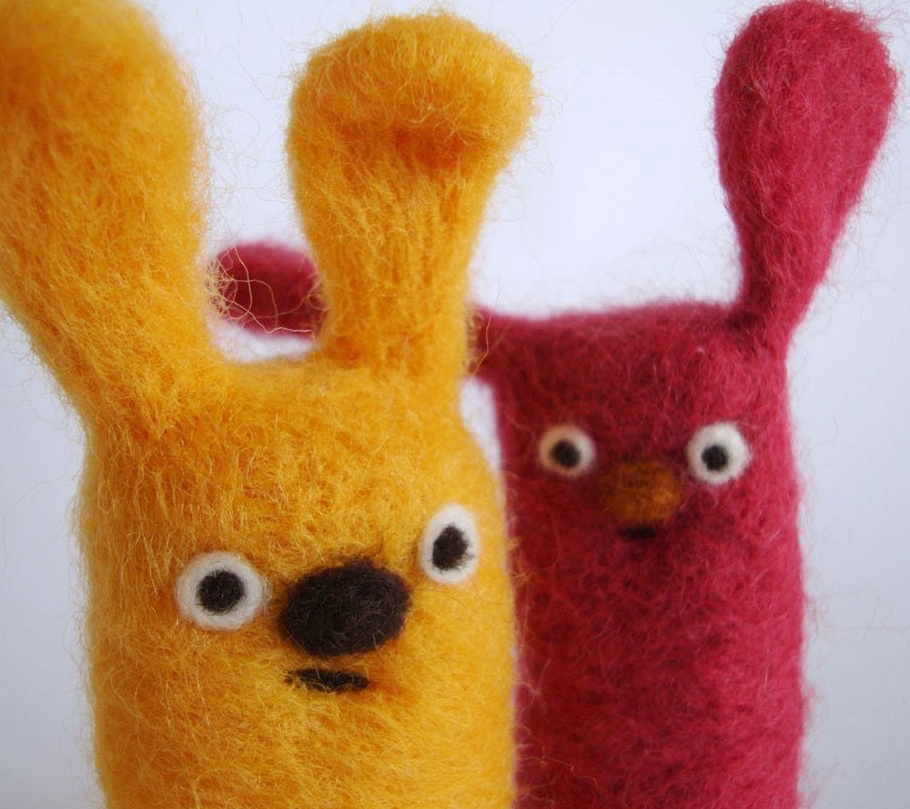 Max and Pete the Floontsy Finger Puppets
