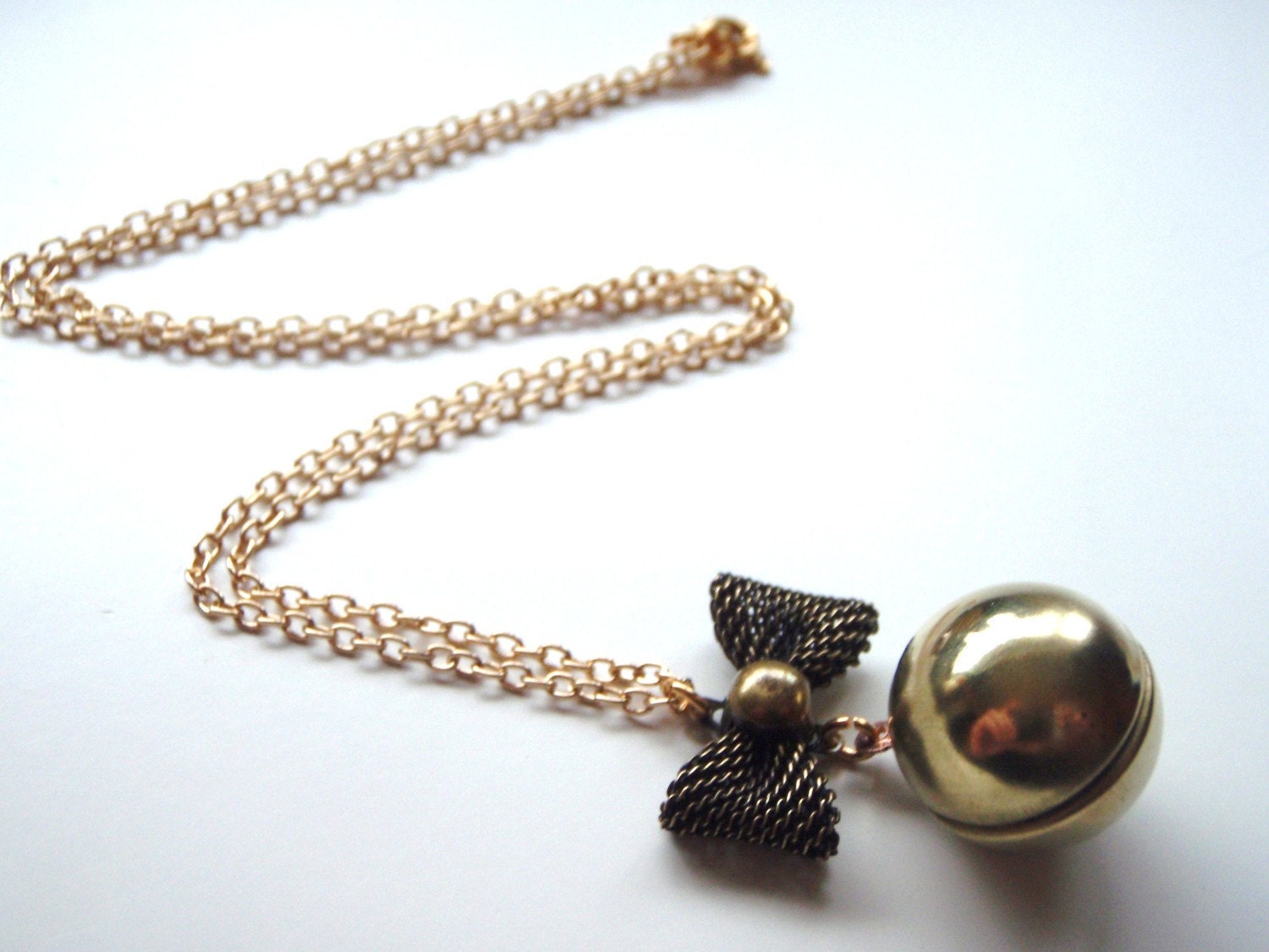 Classic Vintage Bow and  Ball Locket, Sphere, Orb Necklace, Gift for Mom, Sister, Best Friend, Bridesmaids Gifts