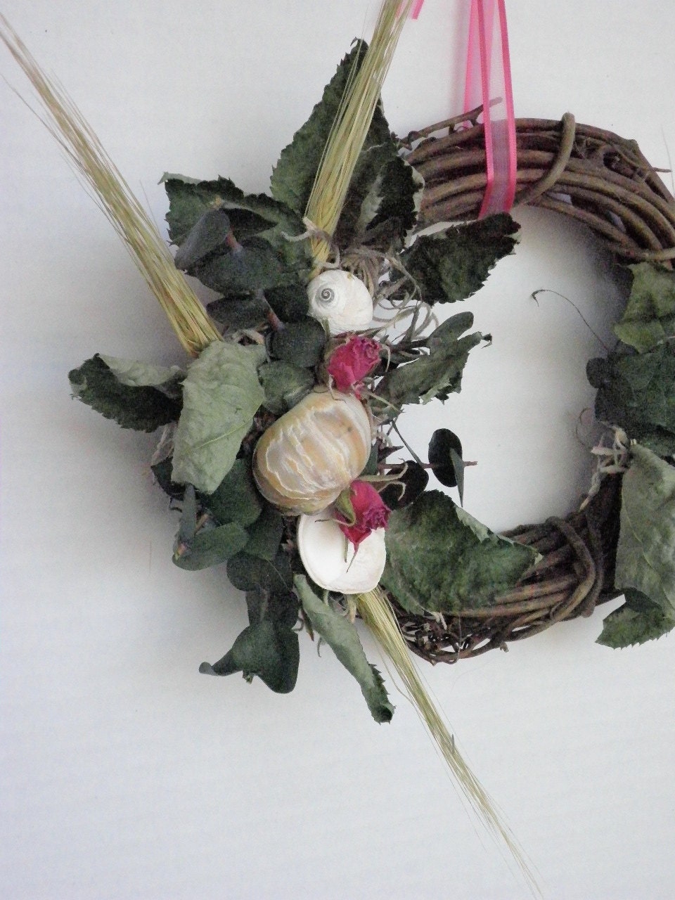 Coastal Home Decor Small Grapevine Wreath With Sea Glass, Seashells And Dried Roses