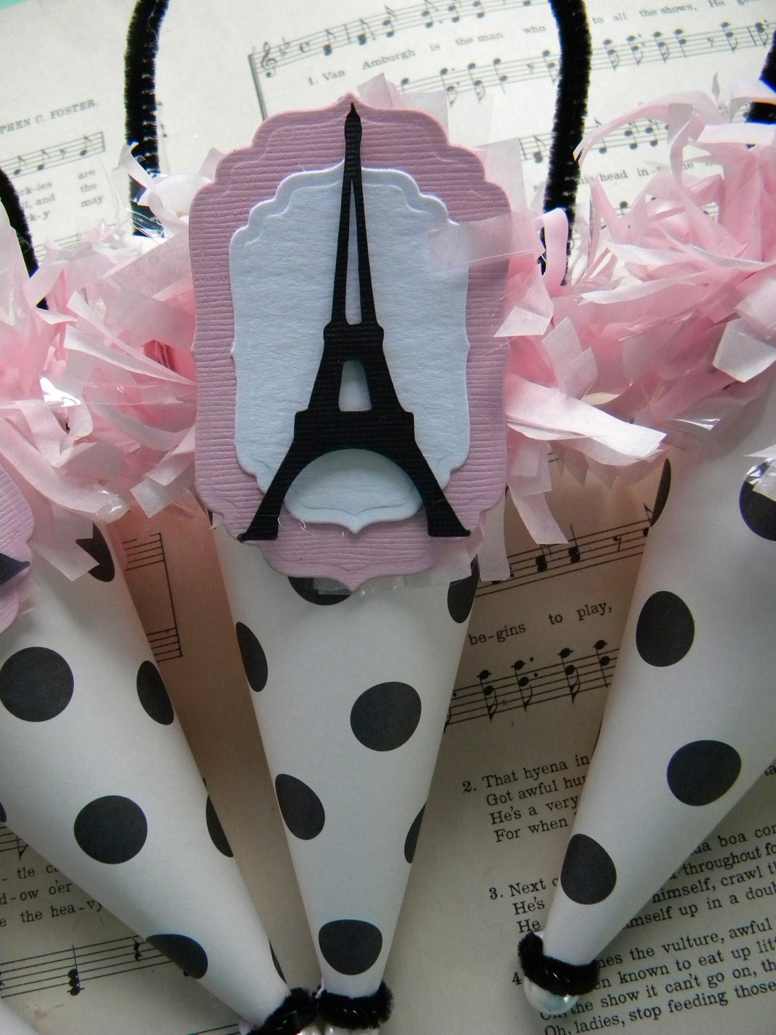 Eiffel Tower Tussie Mussies - Paper Cones - pink and black - Paris Party Favor - Paris Party Decor