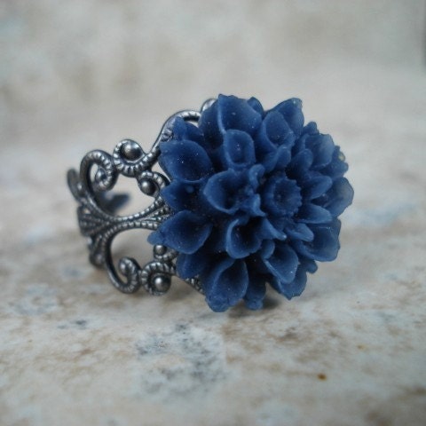 Flower Ring, Navy Blue Chrysanthemum on Gunmetal Filigree, Adjustable Ring, Fashion Jewelry