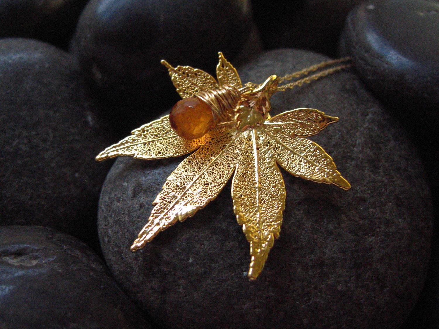 FREE Shipping to the USA  Real Japanese Maple Leaf in  24KT Gold - Hessonite Garnet Briolette -18" 14kt Gold Fill Rope Chain Included